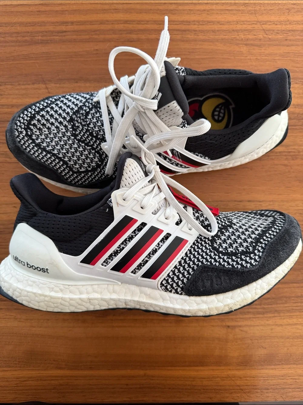 Men’s Adidas Ultraboost 1.0 U of L Cardinals special edition sz 7.5